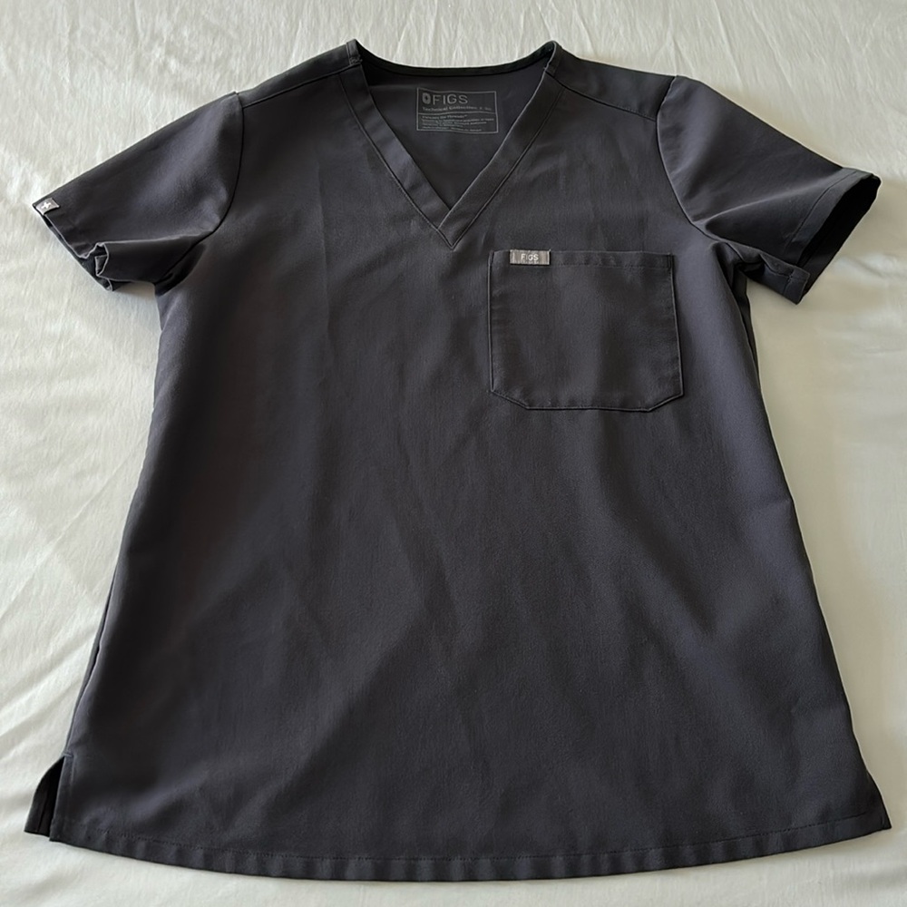 FIGS Catarina Charcoal Scrub Top